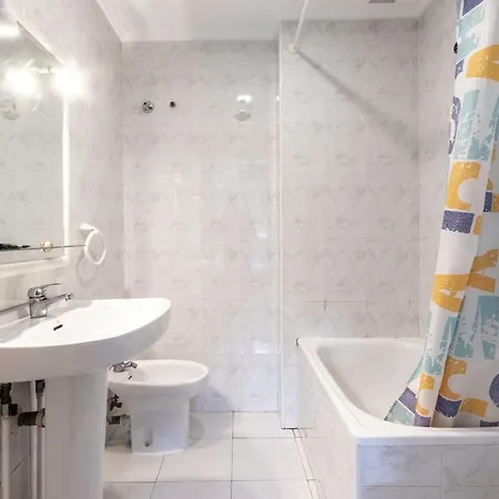 Apart Otel La Arena Zierbena 3*