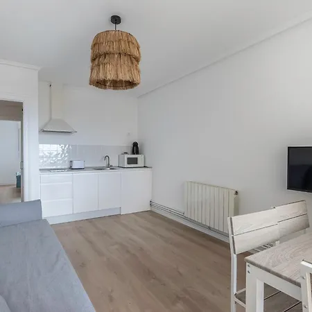 Aparthotel La Arena Zierbena 3*