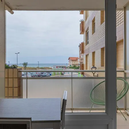 La Arena Zierbena Aparthotel La Arena (Basque Country)